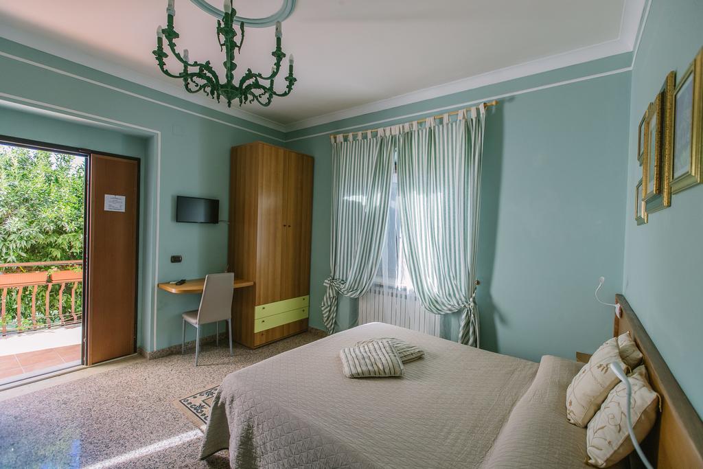 B&B Villa Francesca Soverato Marina Luaran gambar
